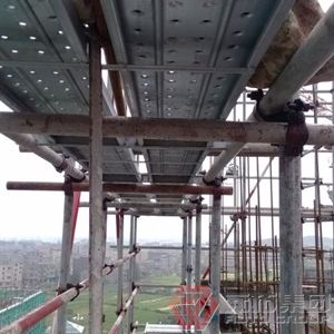 新型建筑用腳手板